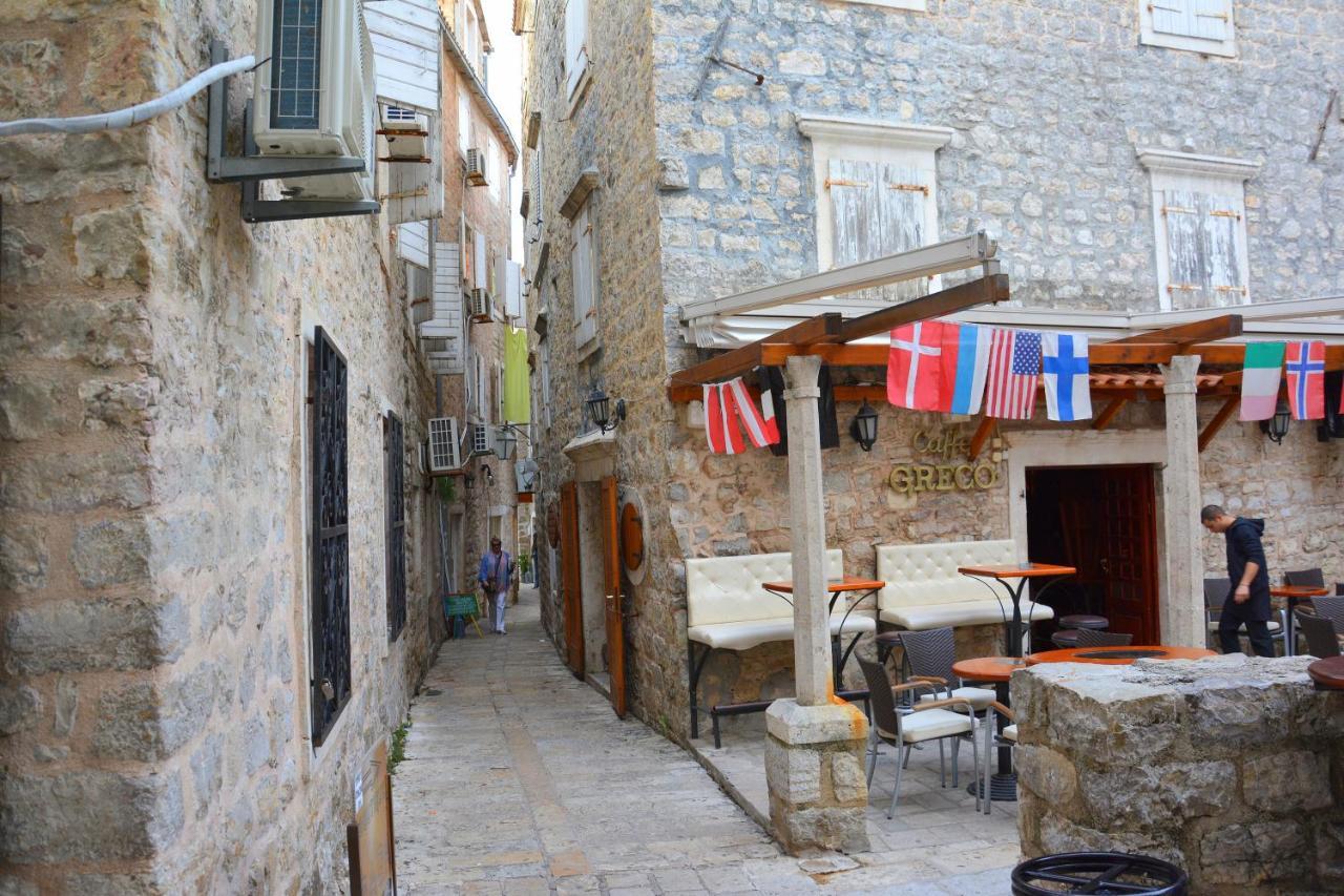 Montenegro Backpackers Home Будва Экстерьер фото