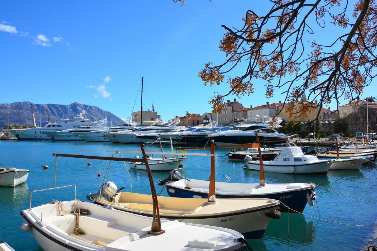 Montenegro Backpackers Home Будва Экстерьер фото